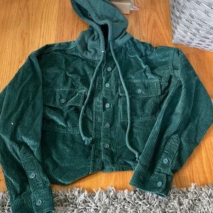 Cropped green corduroy American eagle button up